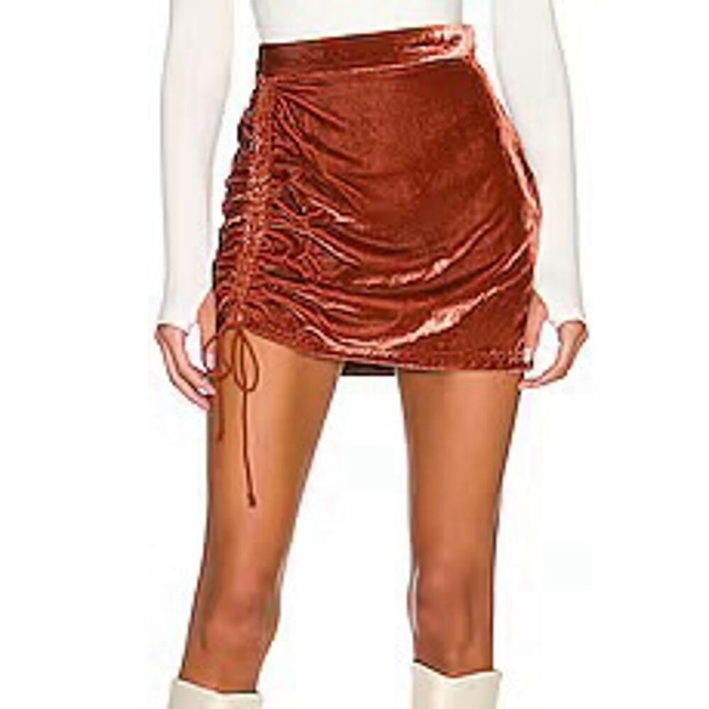 FREE PEOPLE X Revolve Vivienne Velvet Mini Skirt in Bloom NWT Size 0